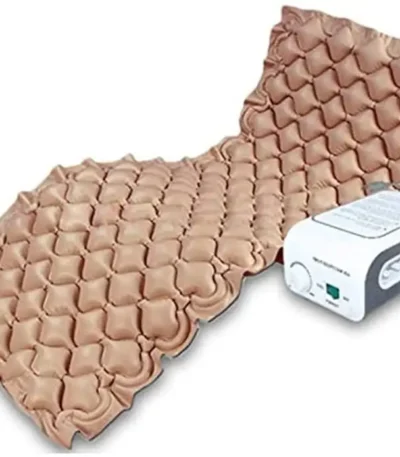 Anti-bedsore air mattress with pump for patient care